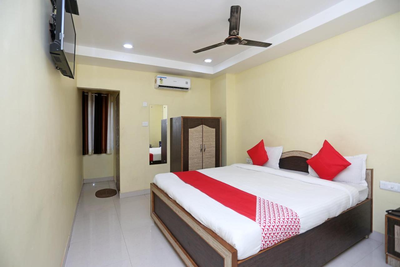 Oyo 15355 Govind Guest House Gorakhpur Exterior foto